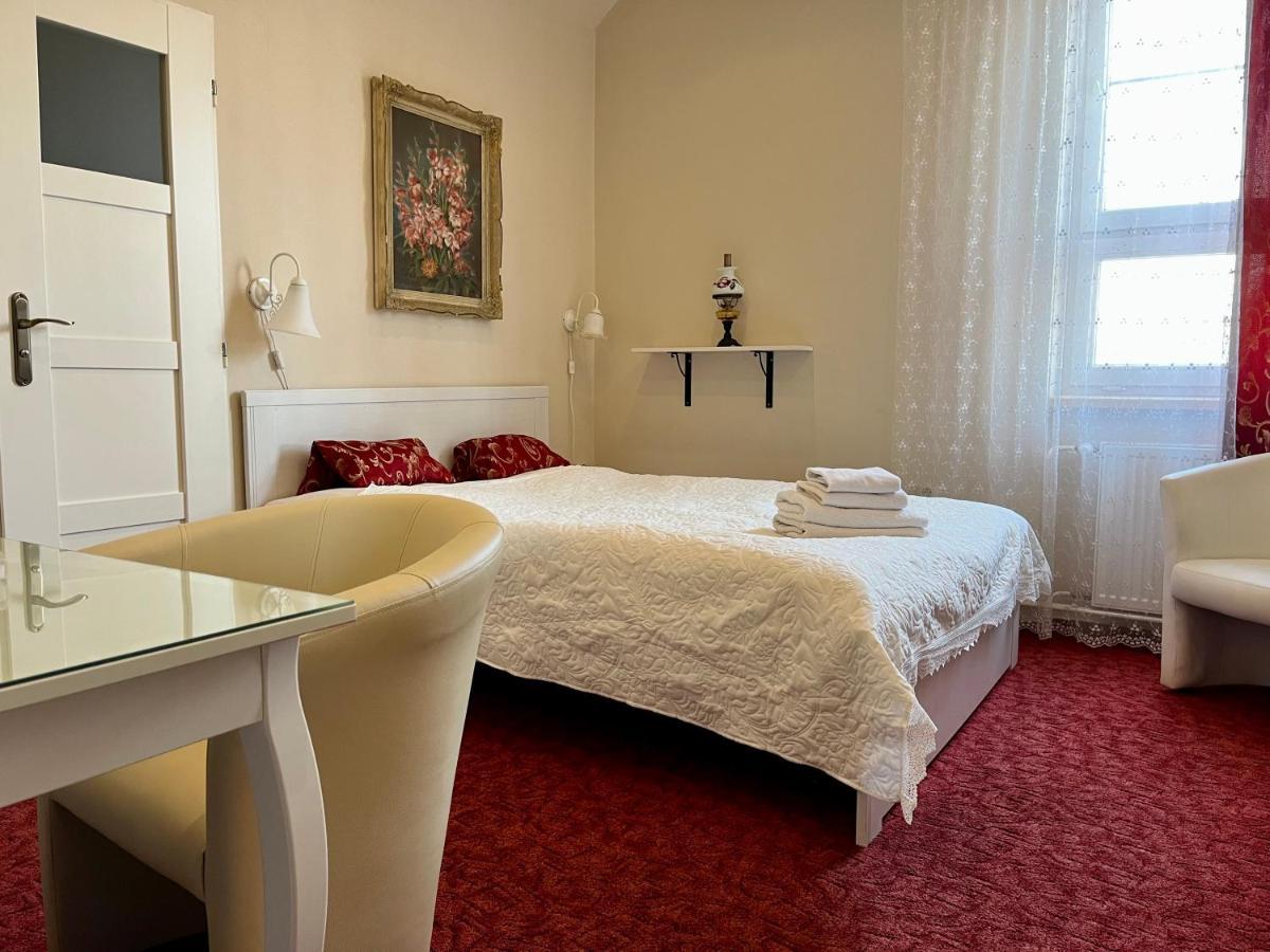 Hotel Na Skalkach Nový Jičín Buitenkant foto