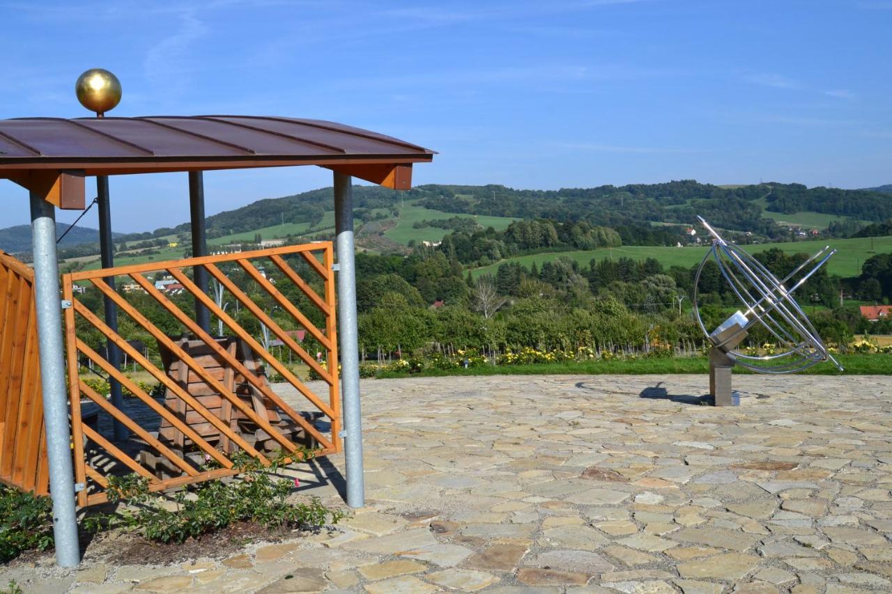 Hotel Na Skalkach Nový Jičín Buitenkant foto