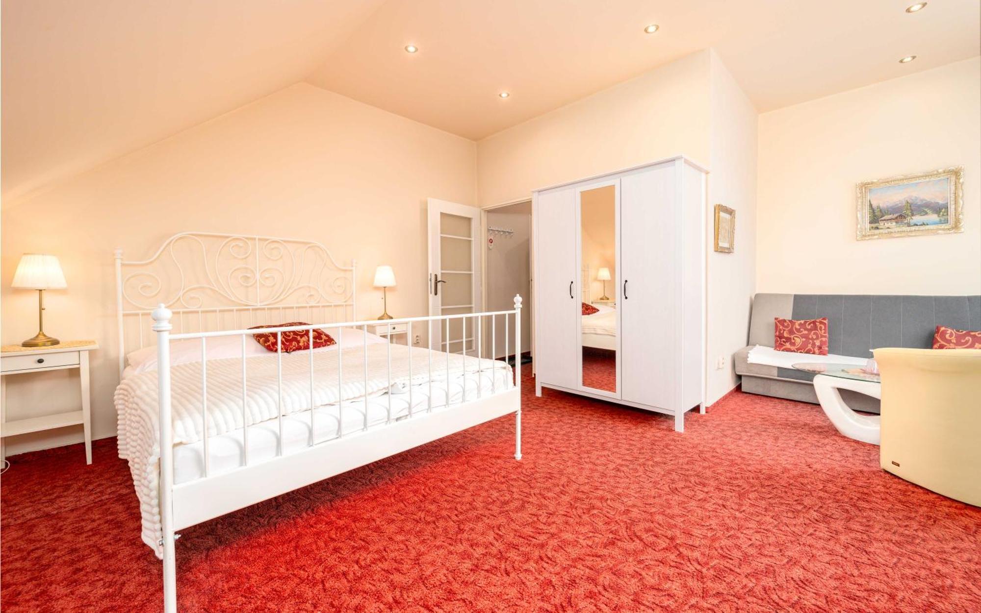 Hotel Na Skalkach Nový Jičín Buitenkant foto