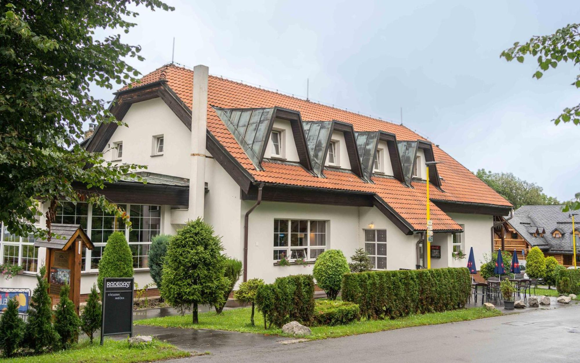 Hotel Na Skalkach Nový Jičín Buitenkant foto