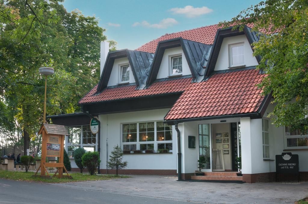 Hotel Na Skalkach Nový Jičín Buitenkant foto