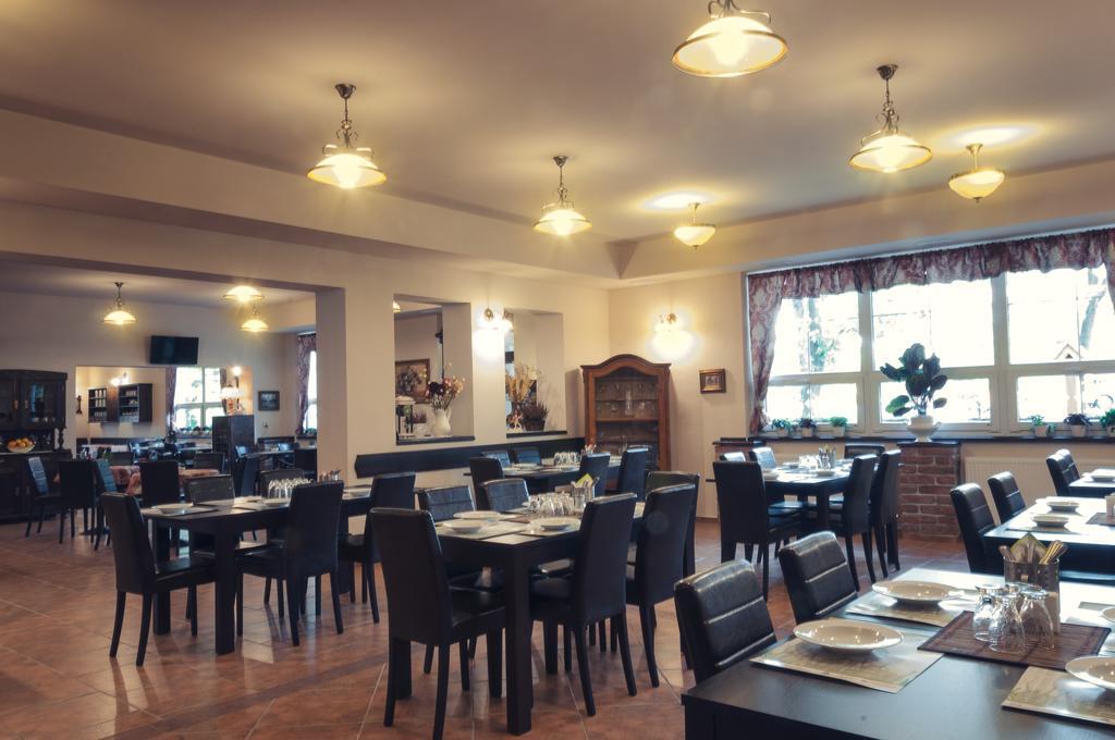 Hotel Na Skalkach Nový Jičín Buitenkant foto